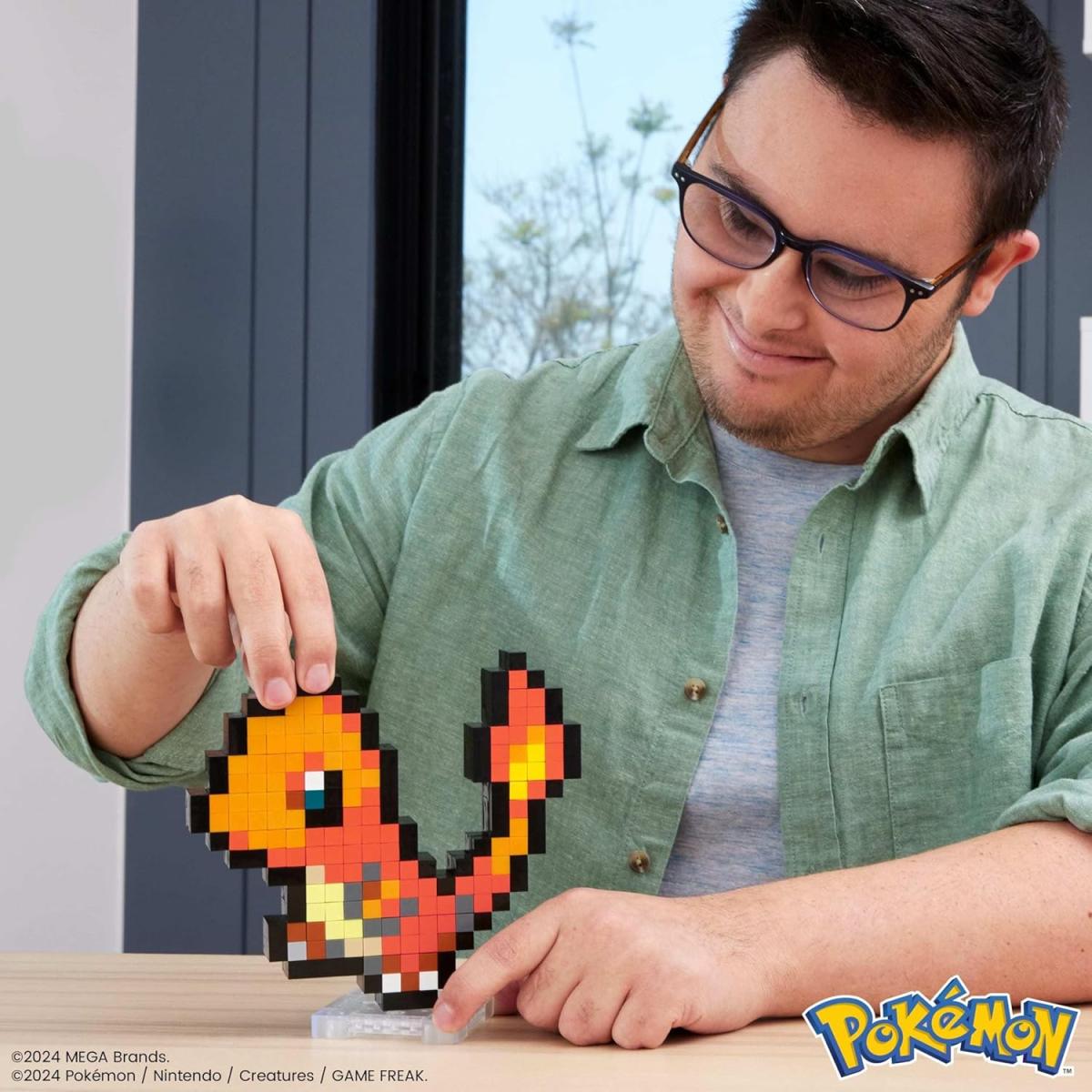 MEGA CHARMANDER PIXEL ART.