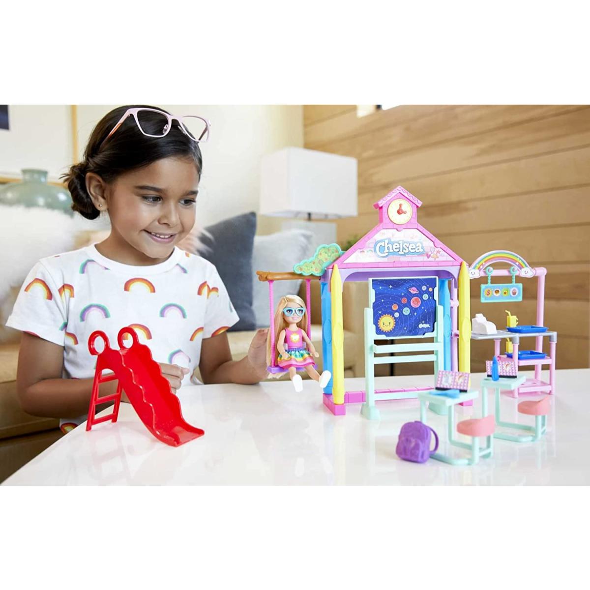 BARBIE CLUB CHELSEA  MUÑECA CHELSEA SET