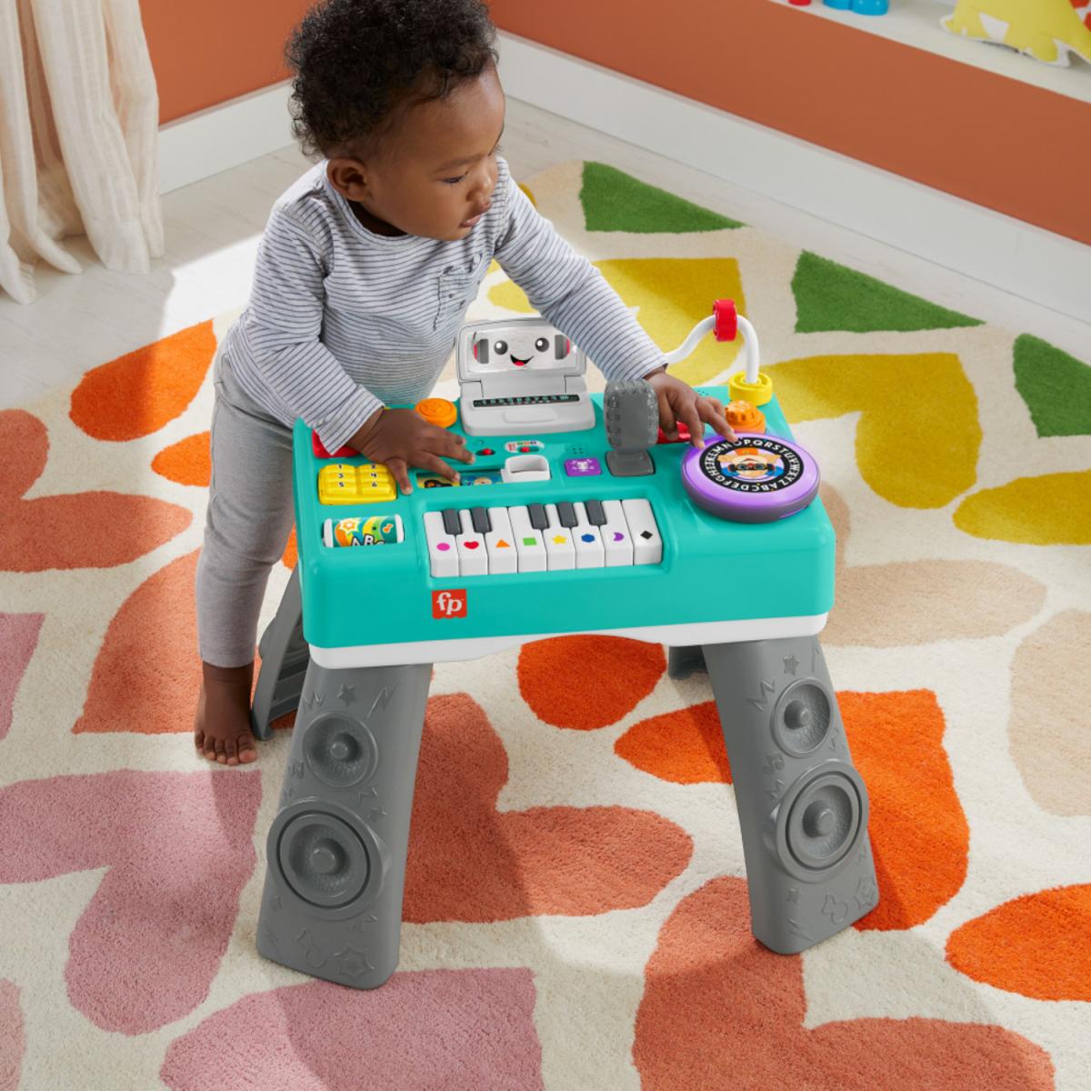 FISHERPRICE MESA MUSICAL RIE Y APRENDE