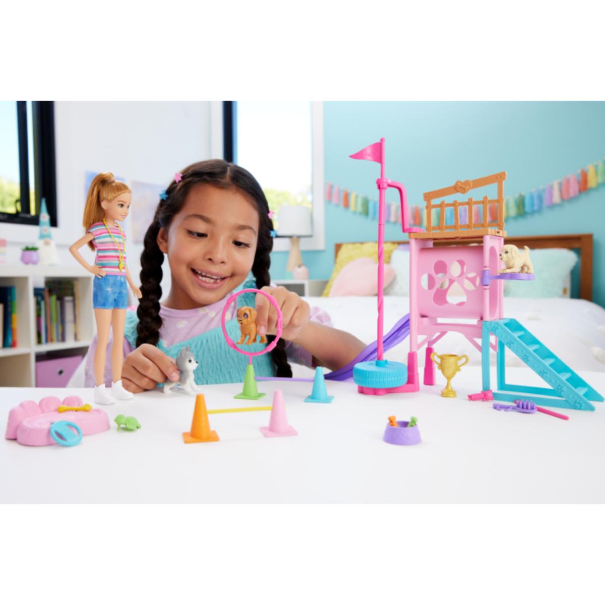 BARBIE SET JUEGO STACIE ENTRENADRA CACHO